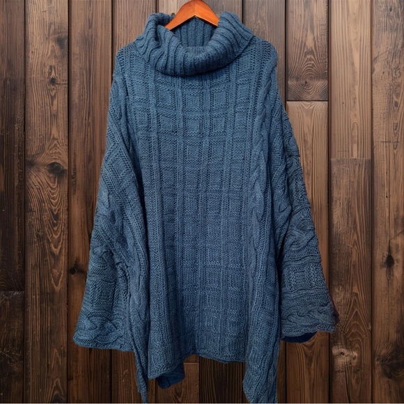 Source Unknown Sweaters - Cozy Blue Cable Knit Turtleneck Sweater